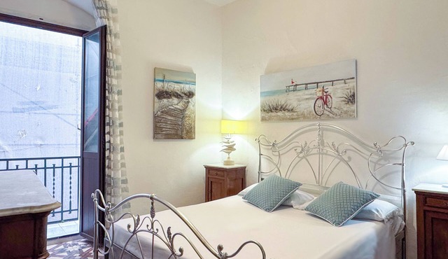 Rifugio Acciaiuoli - One Bedroom Apartment, Sleeps 4