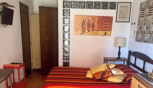 Rio Marina studio apartment in a characteristic residence 10 meters from the sea