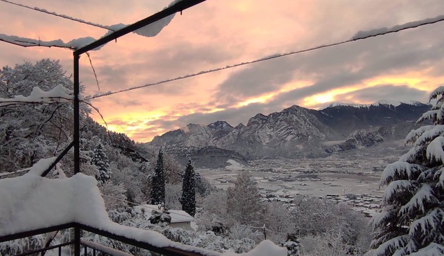 ROMANTIC VIEW