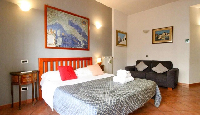 Rome Apartment for Two Guests