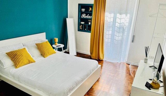 Rome. Elegant two-bedroom apartment, 10 minutes by metro from the Colosseum.