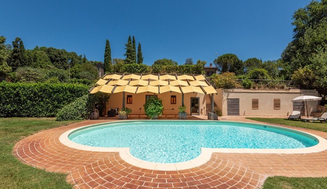 Room 'Podere Marroneto - Camera 1' with Mountain View, Shared Pool and Wi-Fi