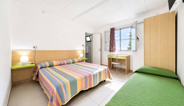 San Michele - 1 - Bungalow with Sea View Window, Wi-Fi and Air Conditioning