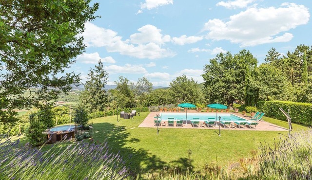 San Veriano - Five Bedroom Villa, Sleeps 10