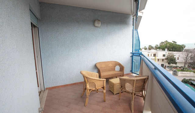 Seaside Apartment - 100 m from the beach with possibility of private parking space