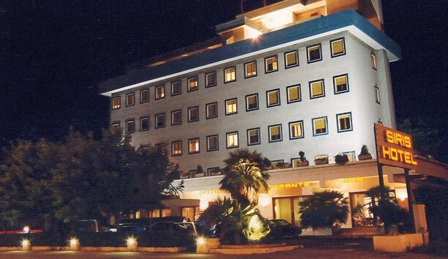 Siris Hotel