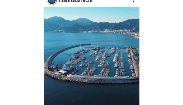 Soggiorno sul mare a Salerno su un B&b Galleggiante