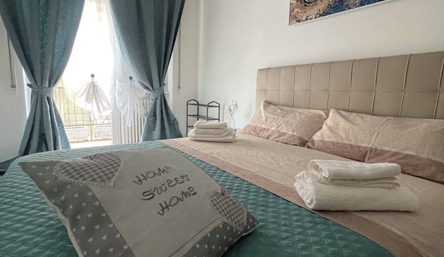 Spacious and bright apartment Rome Tiburtina Station and Metro B area