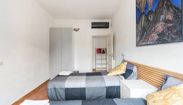 Spacious apartment in the heart of the city, near the Polyclinic and niversity.