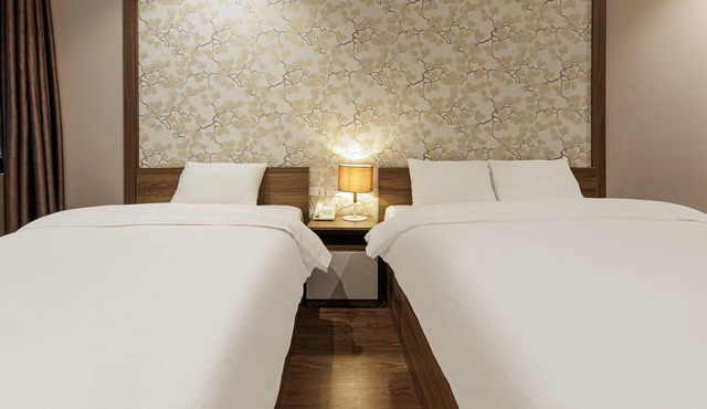 Spacious City Escape | Explore Central Hanoi