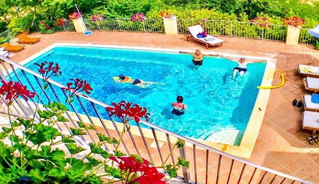 SPOLETO SPLASH/SLPS 18-24/EXC POOL/SPOLETO 7 KMS/FOOTBALL PITCH/GAMES AREA/WIFI