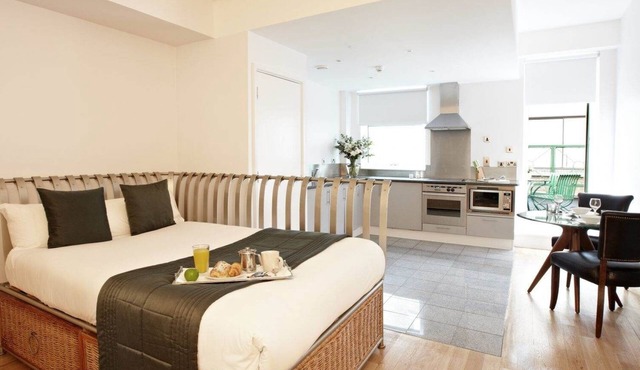 Studio Apartments in Liverpool Street