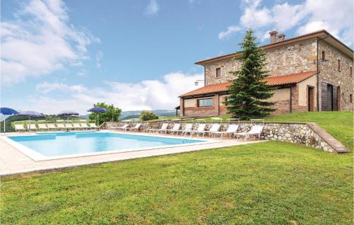 Stunning Home In Acquapendente Vt