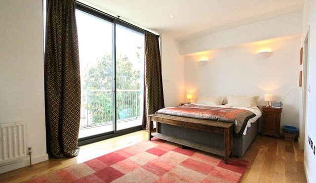 Stunning Penthouse with views of the London Eye - 2BR, 2BR