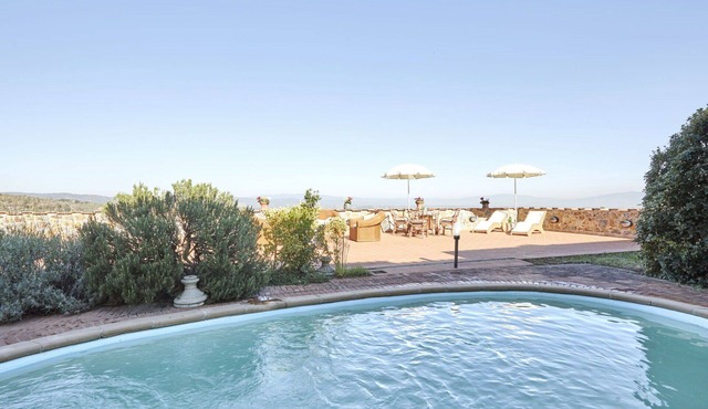 Stunning private villa for 16 guests with hot tub, private pool, A/C, WIFI, TV and balcony