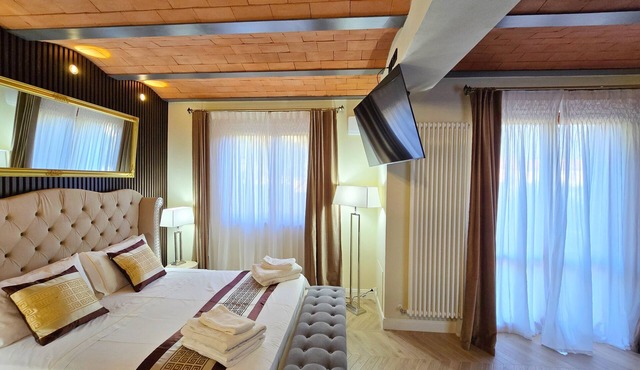Suite with private outdoor space and garden view