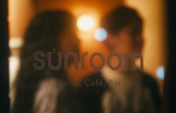sunroom Hotel,Cafe,Bar