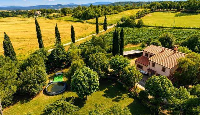 Tenuta Di Litiano Villa with Garden and Pool, Roccastrada, Italy