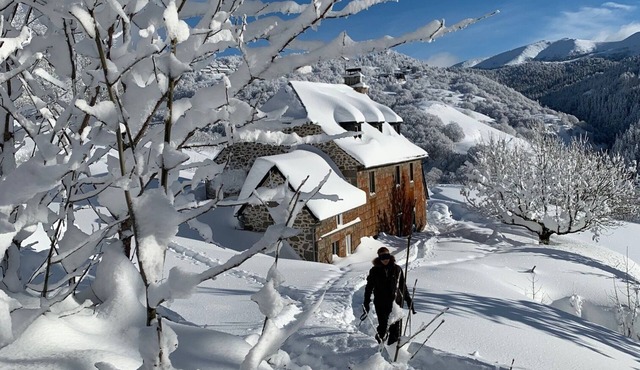 The Lioran: family house for 13 people near the ski slopes