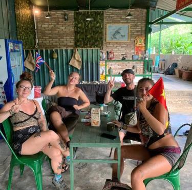 The Snail Haven Pub And Stay - Con Dao