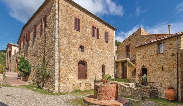 Three-room apartment 2 Borgo Fattoria Tenuta il Santo Monticiano Siena