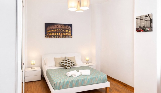 Tiburtina Apartment