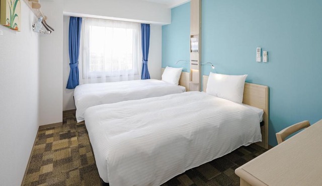 Toyoko Inn Imba Nihon-idai Ekimae