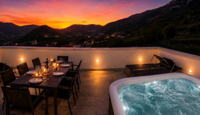 Tramonti Sunset Retreat | Jacuzzi, Panoramic Terrace & Amalfi Coast ⭐
