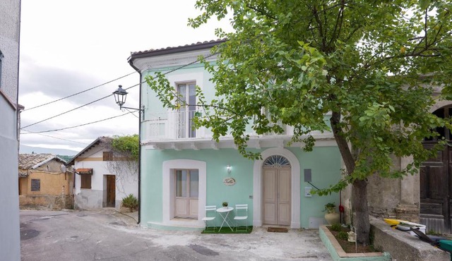 Tullia -intera casa-