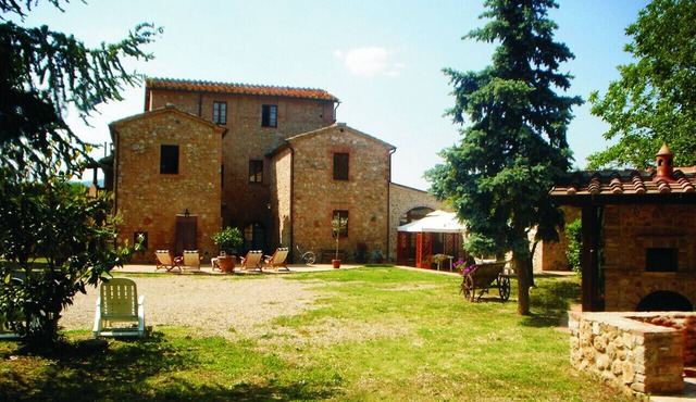 TUSCANY COUNTRY HOTEL SUITES oasis tranquilitybetween SIENA/FLORENCE