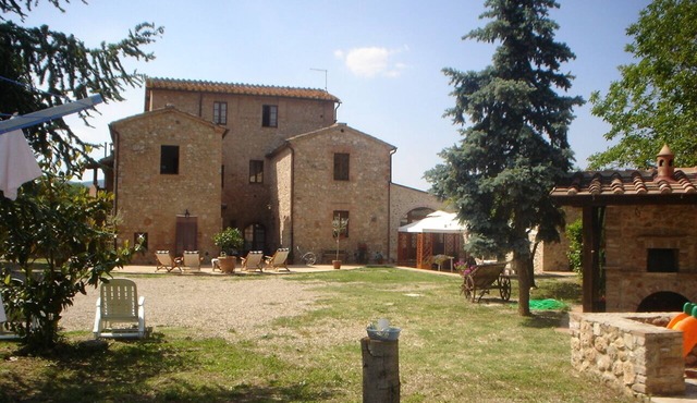 TUSCANY COUNTRY HOTEL SUITES oasis tranquilitybetween SIENA/FLORENCE