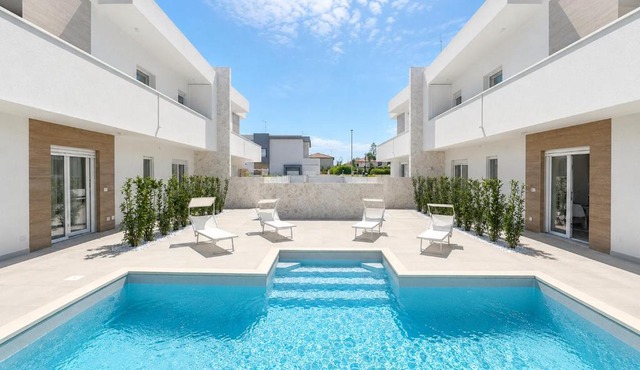 TWINSANDBI Apartments A