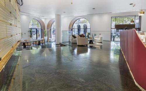 Ultra lux 3 bed 3 bath