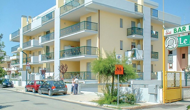 Vacation apartment in the popular seaside resort of Villa Rosa di Martinsicuro on the Adriatic coast