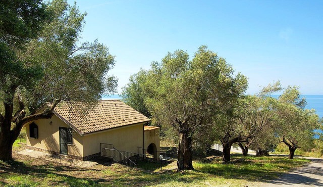 Vacation home for 4 guests with 100m² in Marina di Pisciotta (163322)