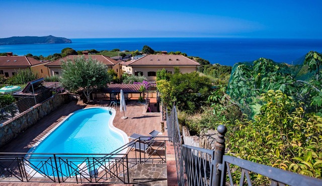 Vacation apartment/apartment for 7 guests with 130m² in Caprioli di Pisciotta (267256)