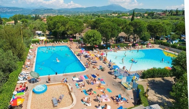 Vacation village Cisano Mobilehome Rubino Lux for 6 persons