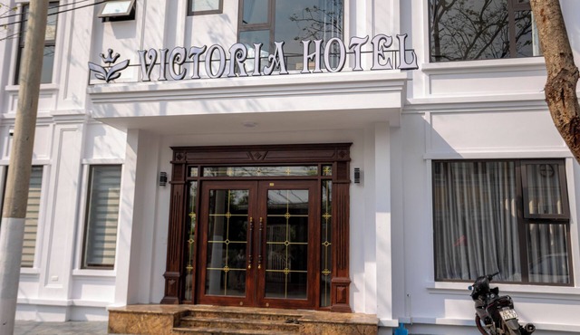 Victoria Hotel MC - by BAY LUXURY