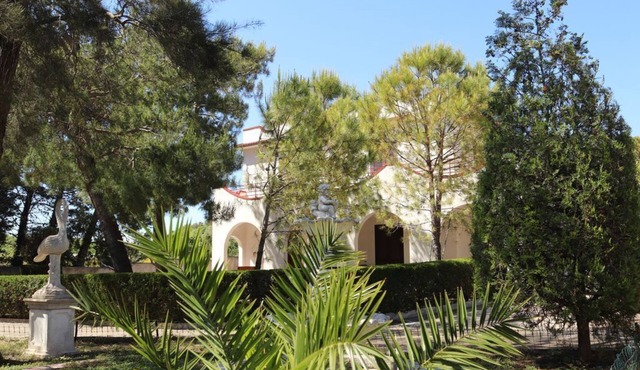 Villa 50 steps from the sea
