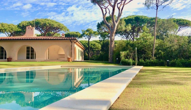 VILLA ALBA CHIARA - Six Bedroom Villa, Sleeps 12