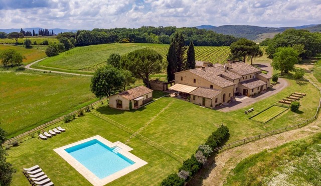 Villa Anna - Nine Bedroom Villa, Sleeps 18