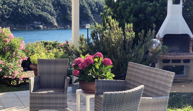 Villa Cacciò on the sea with private garden