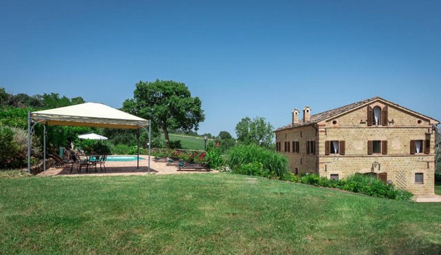 Villa Casanostra 12, Emma Villas