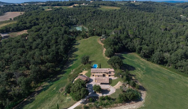 VILLA CERRETO - Seven Bedroom Villa, Sleeps 14