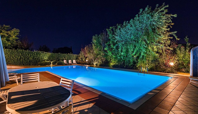 Villa Clara con piscina by Wonderful Italy