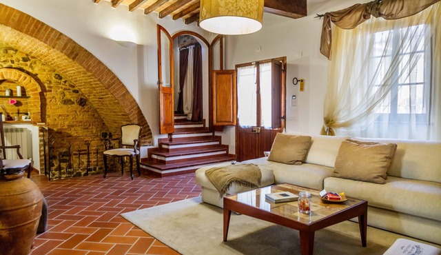 Villa 'In Antico Borgo Medievale' with Mountain View, Wi-Fi and Air Conditioning