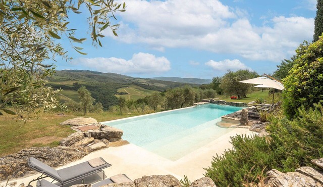 Villa in Lucarelli with 6 bedrooms sleeps 10