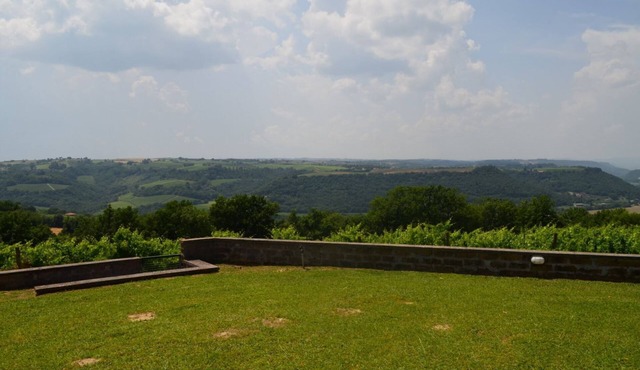 Villa in Umbria with private pool in beautiful position, perfect position to explore Tuscany and Umb
