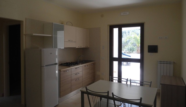 Villa in Vieste 150 m from the sea and from the beach with veranda and garden.