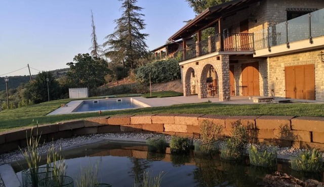 VILLA MARIA PANORAMIC ON THE LAKE